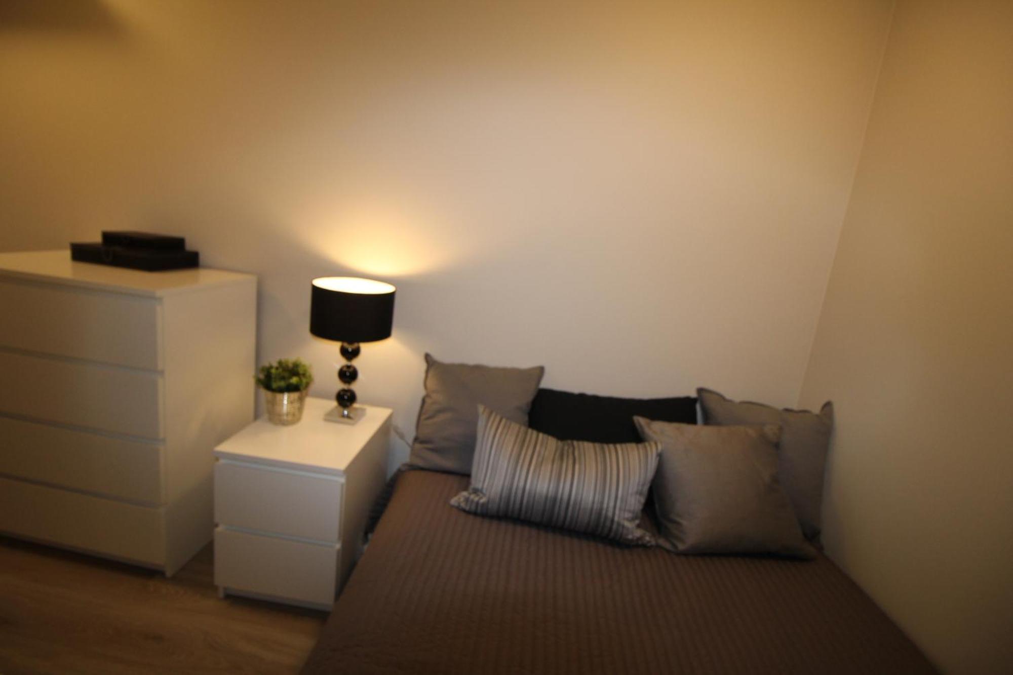 Kongensgate Apartments Kristiansand Rum bild